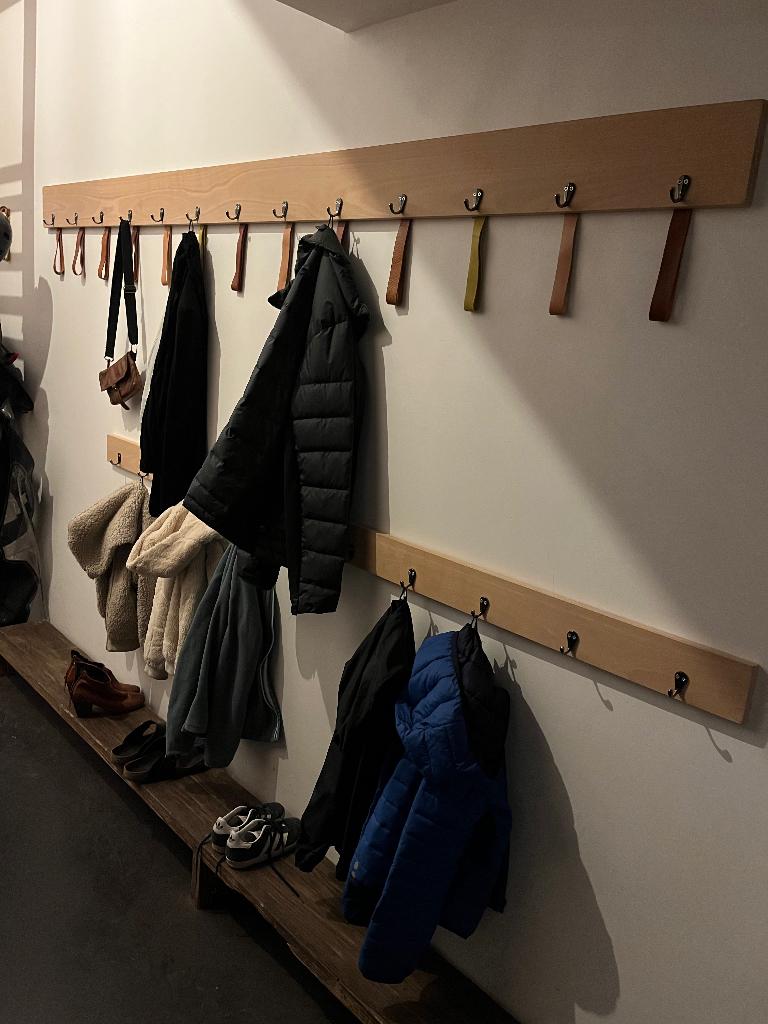 2 Kapstokken voor jassen/sjaals, blind ophangsysteem, Huis en Inrichting, Woonaccessoires | Kapstokken, Zo goed als nieuw, Wandkapstok