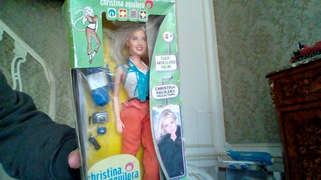 Poupée Christina Aguilera 1999, Antiquités & Art, Enlèvement
