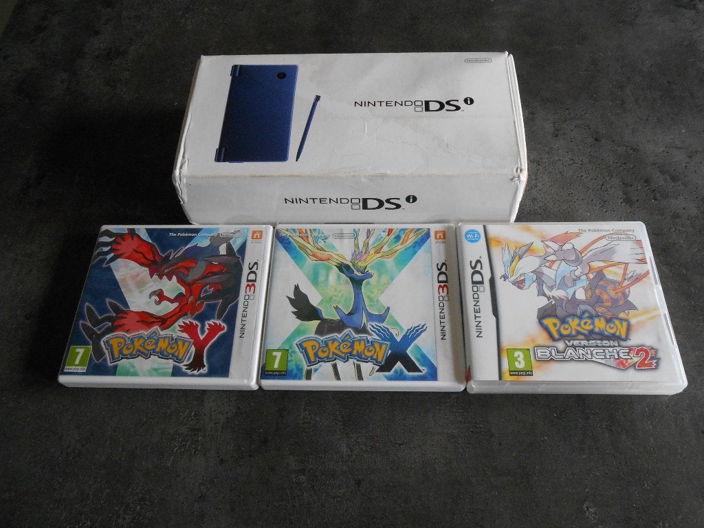 Console NINTEDO DS en boîte avec 3 jeux POKEMON  en boîte, Enlèvement ou Envoi, Dsi, Utilisé, Bleu