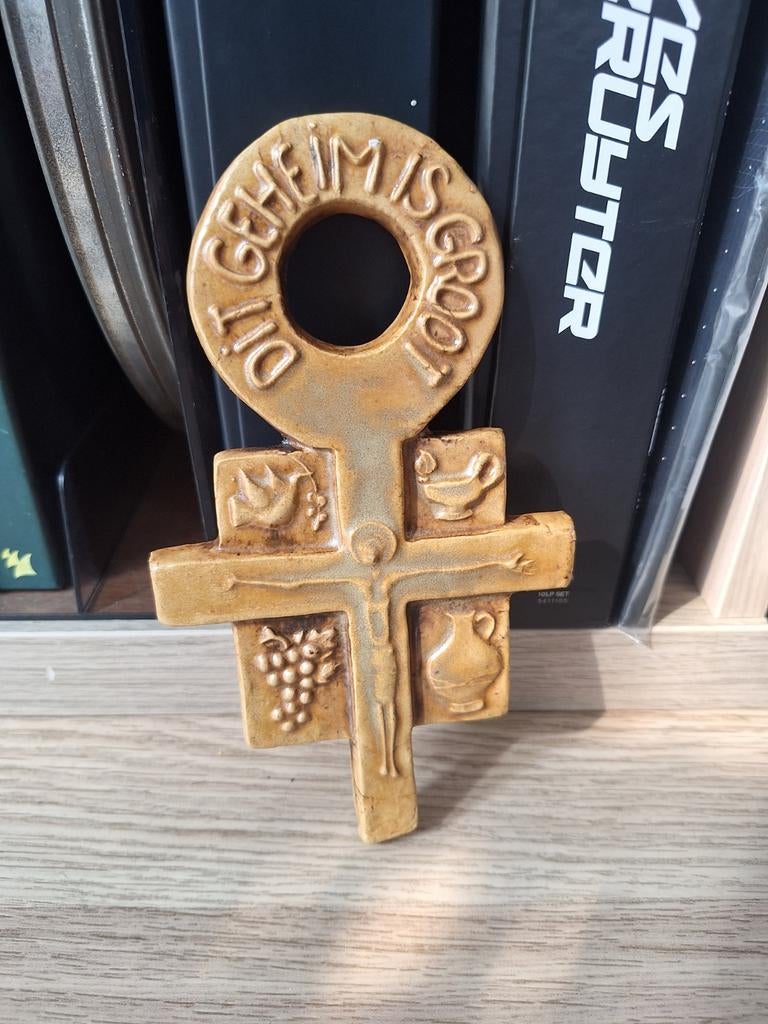 Vintage Kruis Keramiek, Antiek en Kunst, Antiek | Keramiek en Aardewerk, Ophalen of Verzenden