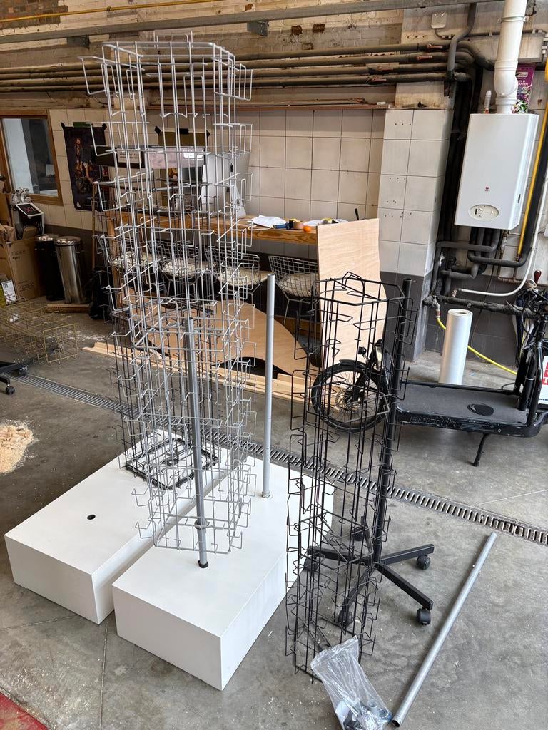 Lot wenskaartenmolens + displays, meerdere stuks, Enlèvement, Comme neuf