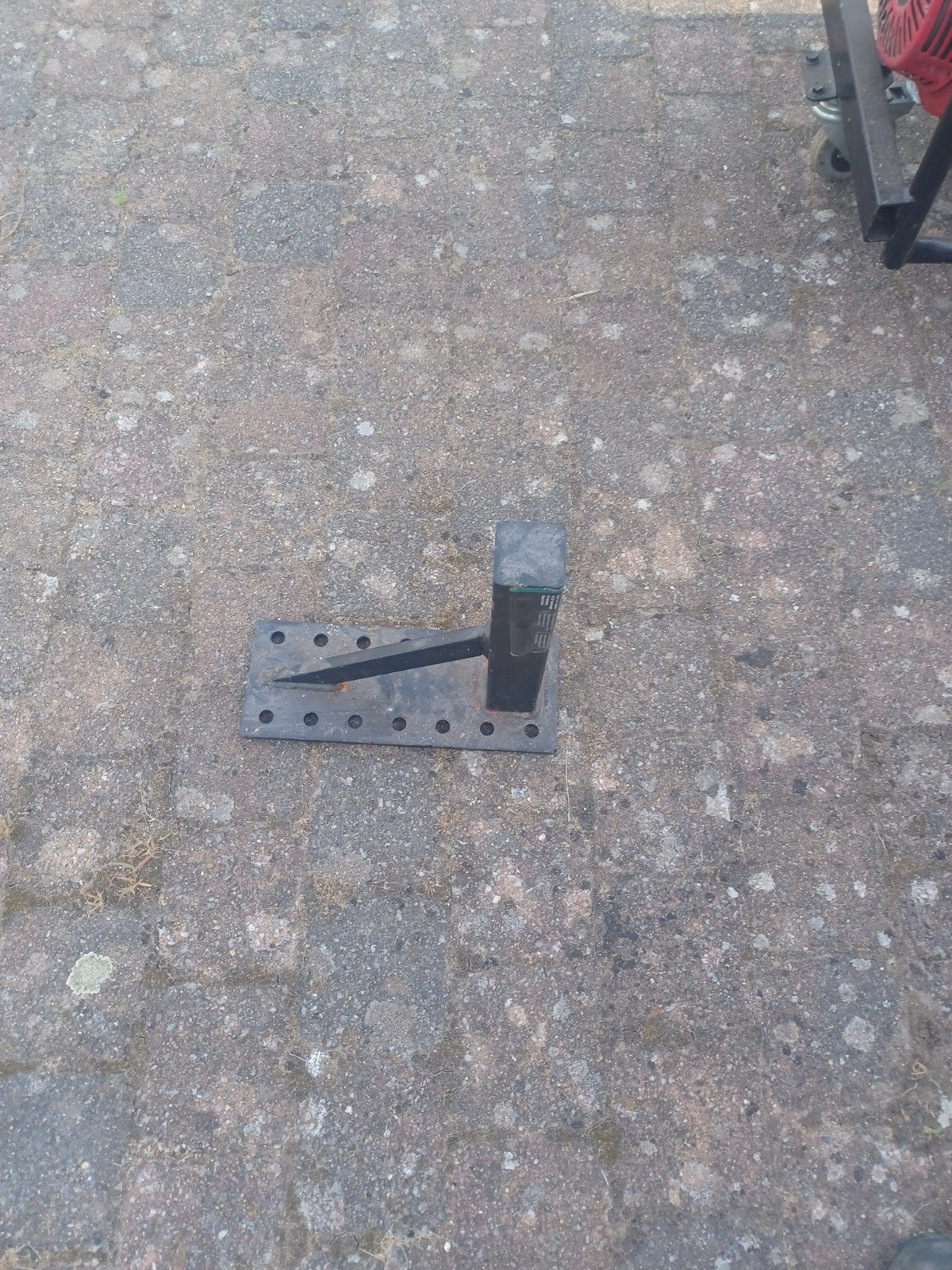 Te koop, verstelbare trekhaak bracket., Ophalen