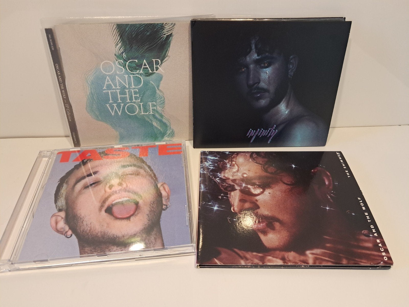 OSCAR AND THE WOLF, Ophalen of Verzenden