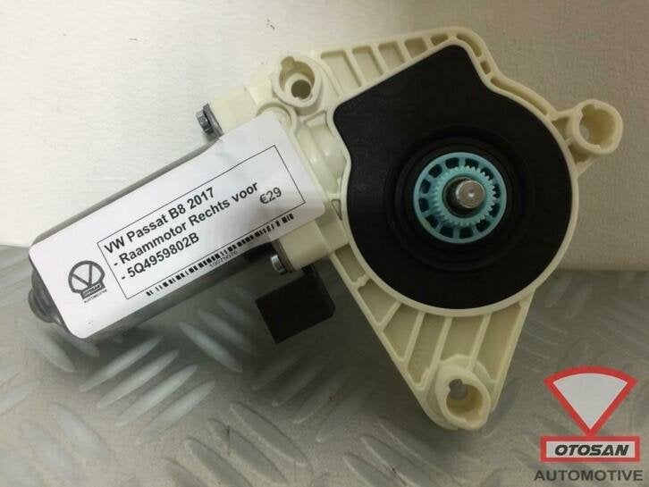 vw passat b8 2017 raammotor rechts voor 5q4959802b, Gebruikt, Volkswagen, Volkswagen AG, Vw@volkswagen.de