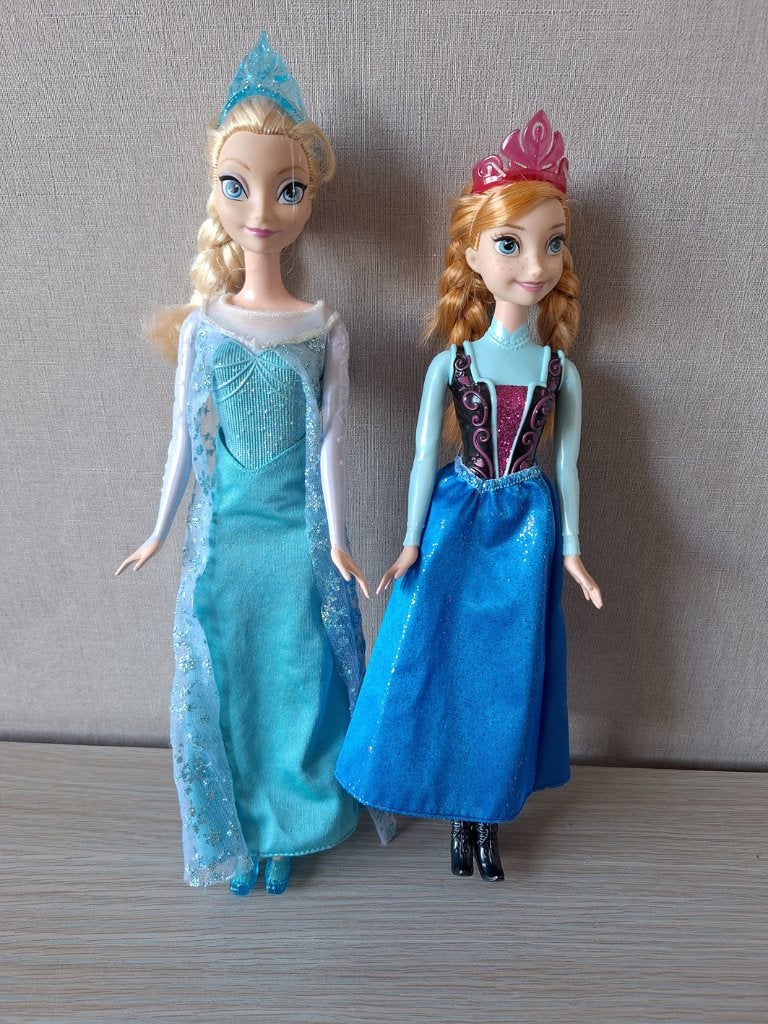 ☼ Set Frozen - Anna en Elsa, Ophalen of Verzenden, Gebruikt, Barbie