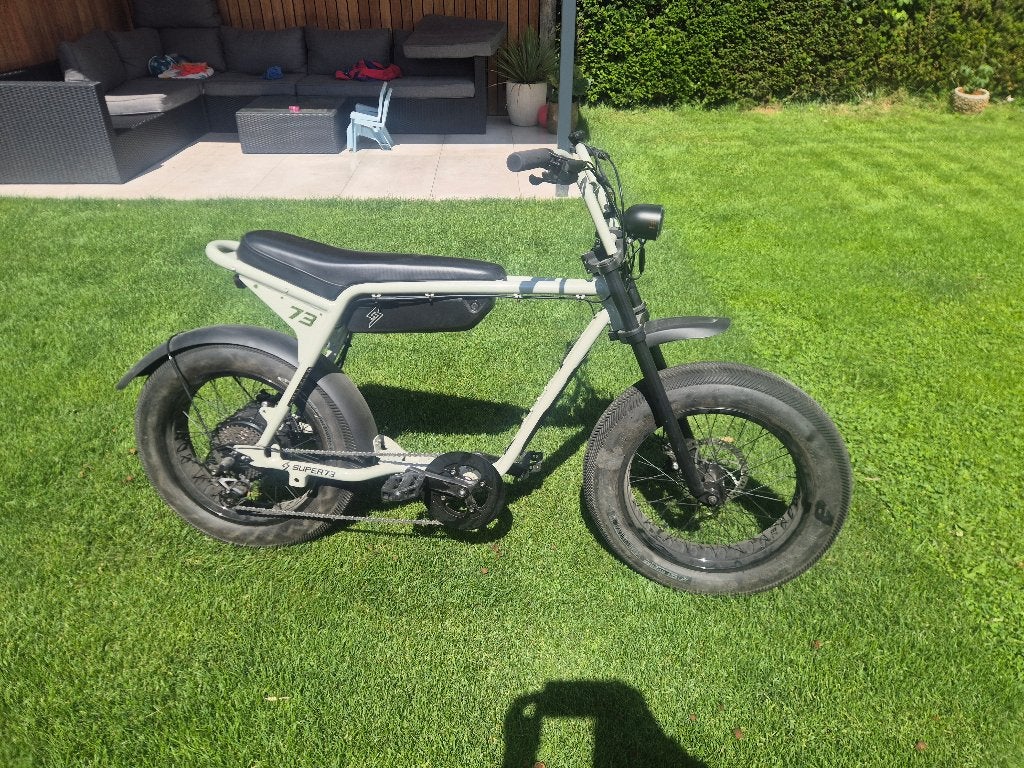 Super 73 zx Moon rock fatbike nieuw, Fietsen en Brommers, Elektrische fietsen, Ophalen, Zo goed als nieuw