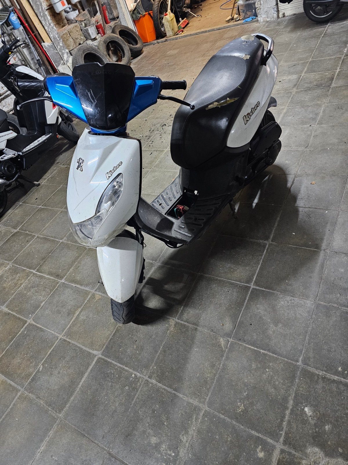 Kisbee 2t, Autres modèles, 49 cm³, Enlèvement, Utilisé
