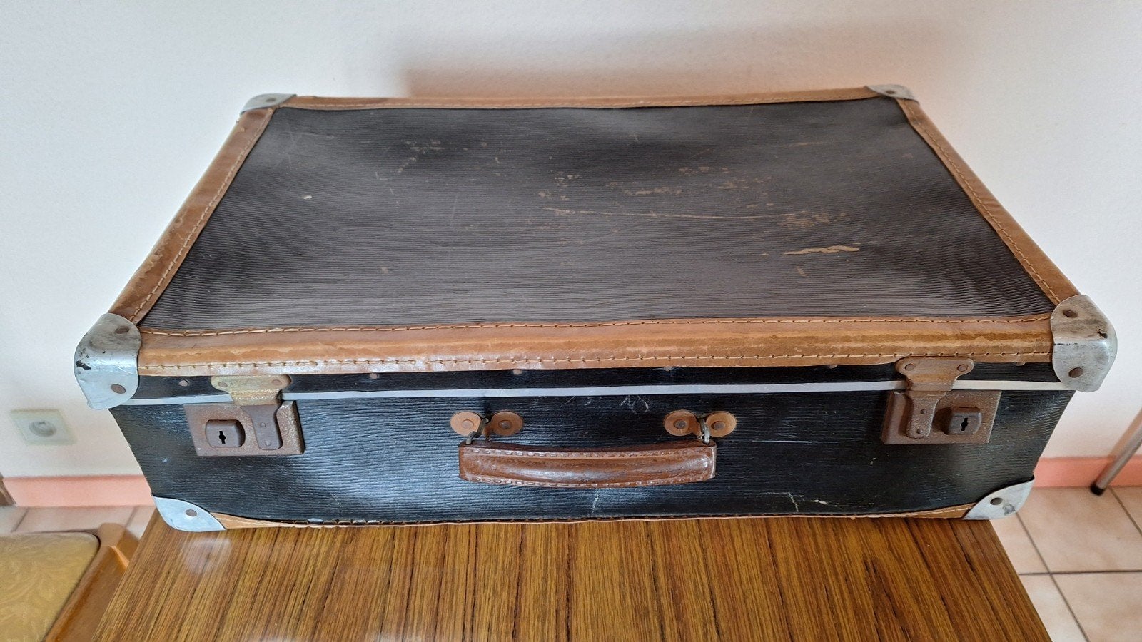 Prachtige Vintage Reiskoffer met Geruite Binnenkant –, Antiek en Kunst, Ophalen