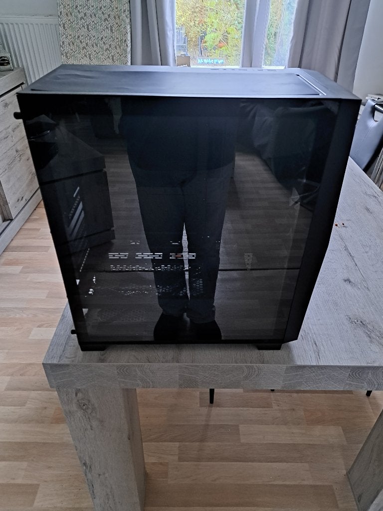 Antec Boîtier Moyen Tour ATX Dark Fleet DF800, Computers en Software, Computerbehuizingen, Ophalen of Verzenden