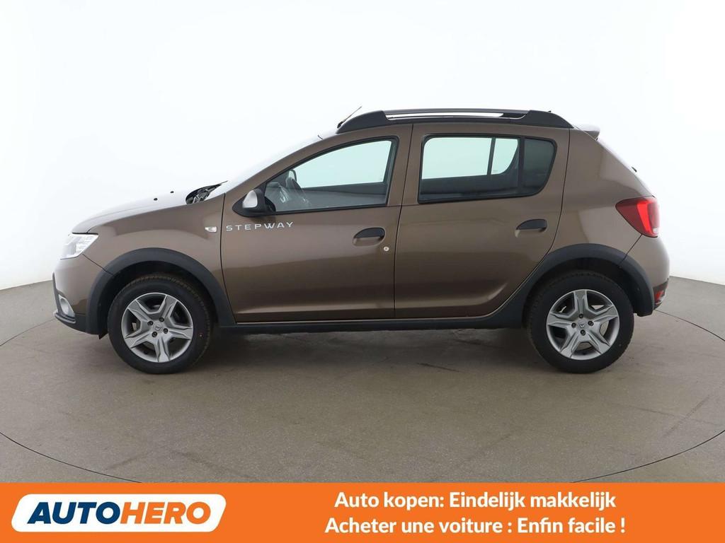 Dacia Sandero 0.9 TCe Stepway Prestige (bj 2018, automaat), Auto's, 898 cc, Stof, Gebruikt, Zwart