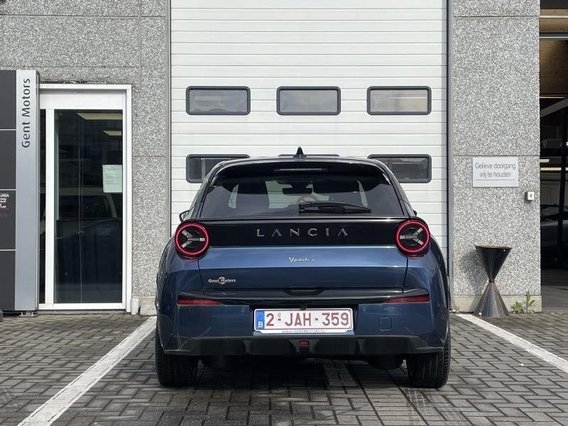 Lancia Ypsilon Cassina, Autos, 156 ch, Bleu, 5 portes, Automatique