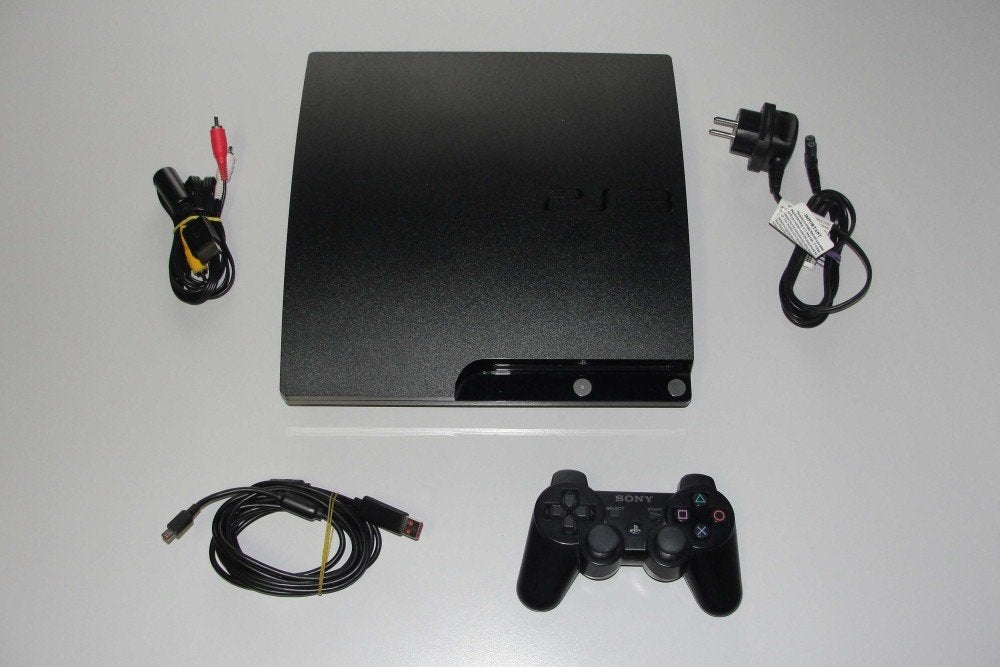 Slim Cons. 320GB (CECH-2504B) + Dualsh. 3 Six. Contr. + 2 ga, Games en Spelcomputers, Games | Sony PlayStation 3, Gebruikt, Overige genres