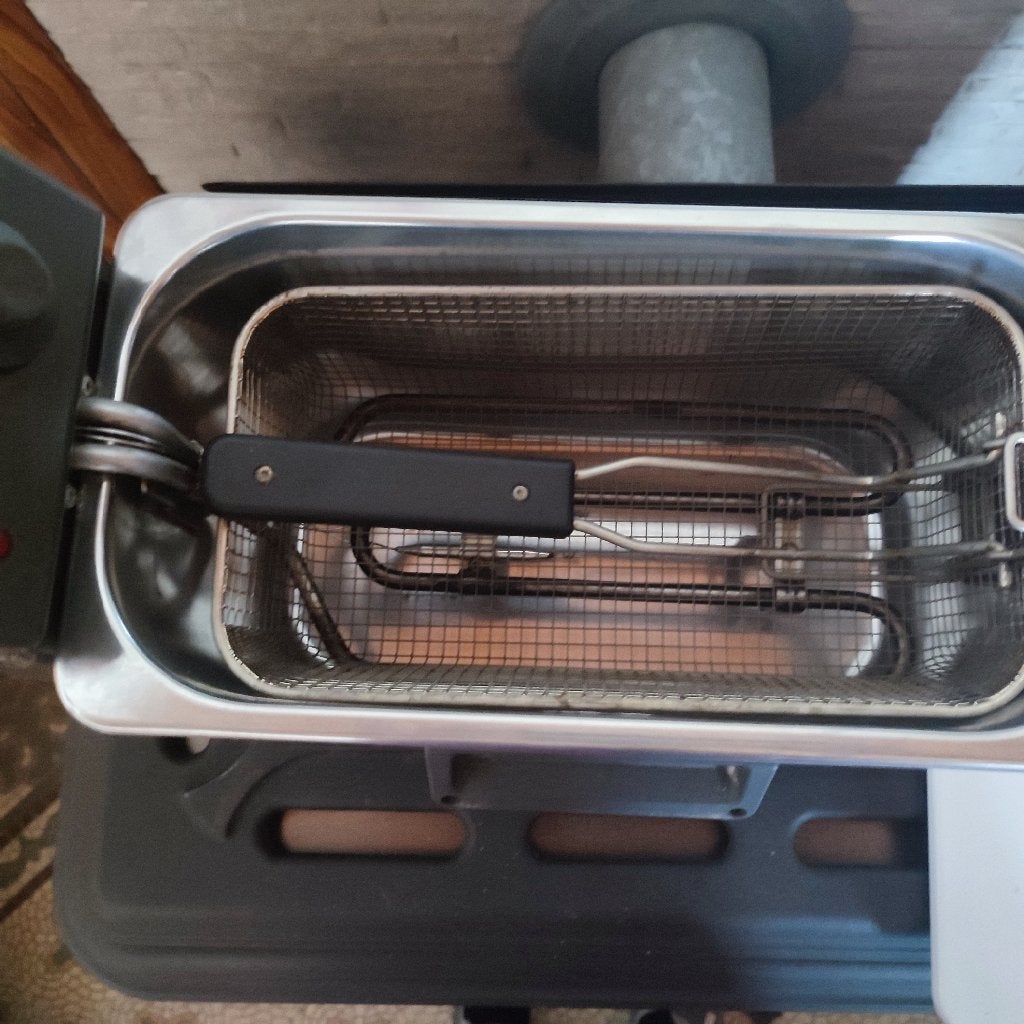 Frifri-friteuse, Elektronische apparatuur, Frituurpannen, Ophalen, Zo goed als nieuw