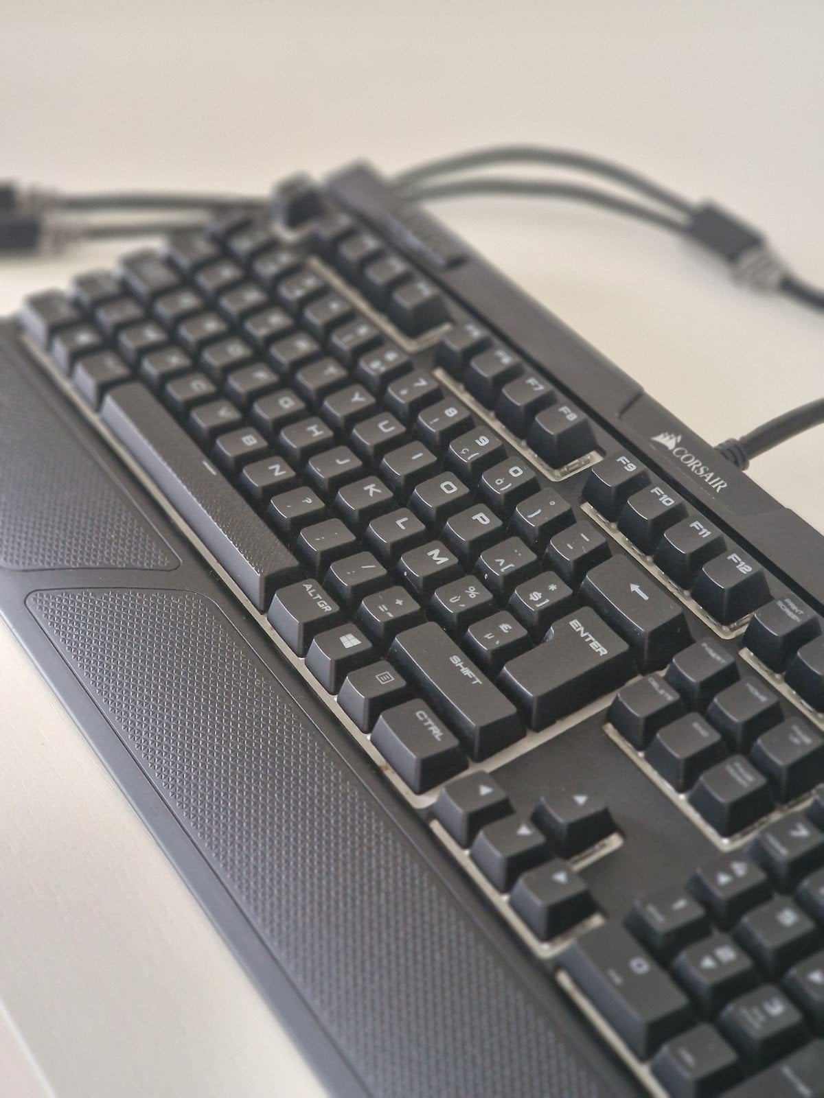 Corsair Strafe RGB MK.2, Ophalen
