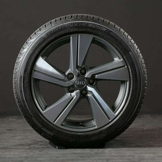 Jantes Audi Q2 S line, Autos : Pièces & Accessoires, 215 mm, Véhicule de tourisme, Pneus été, 18 pouces