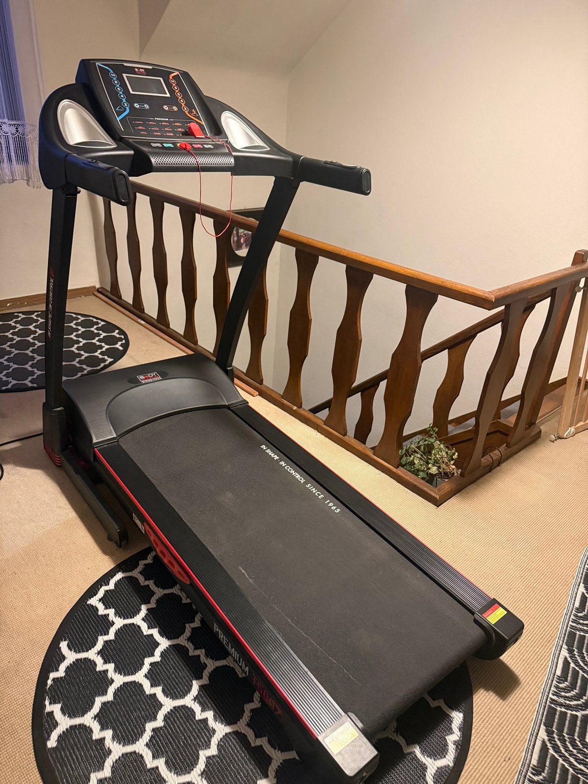 Tapis de course Premium T5807, Tapis roulant, Jambes, Comme neuf, Enlèvement
