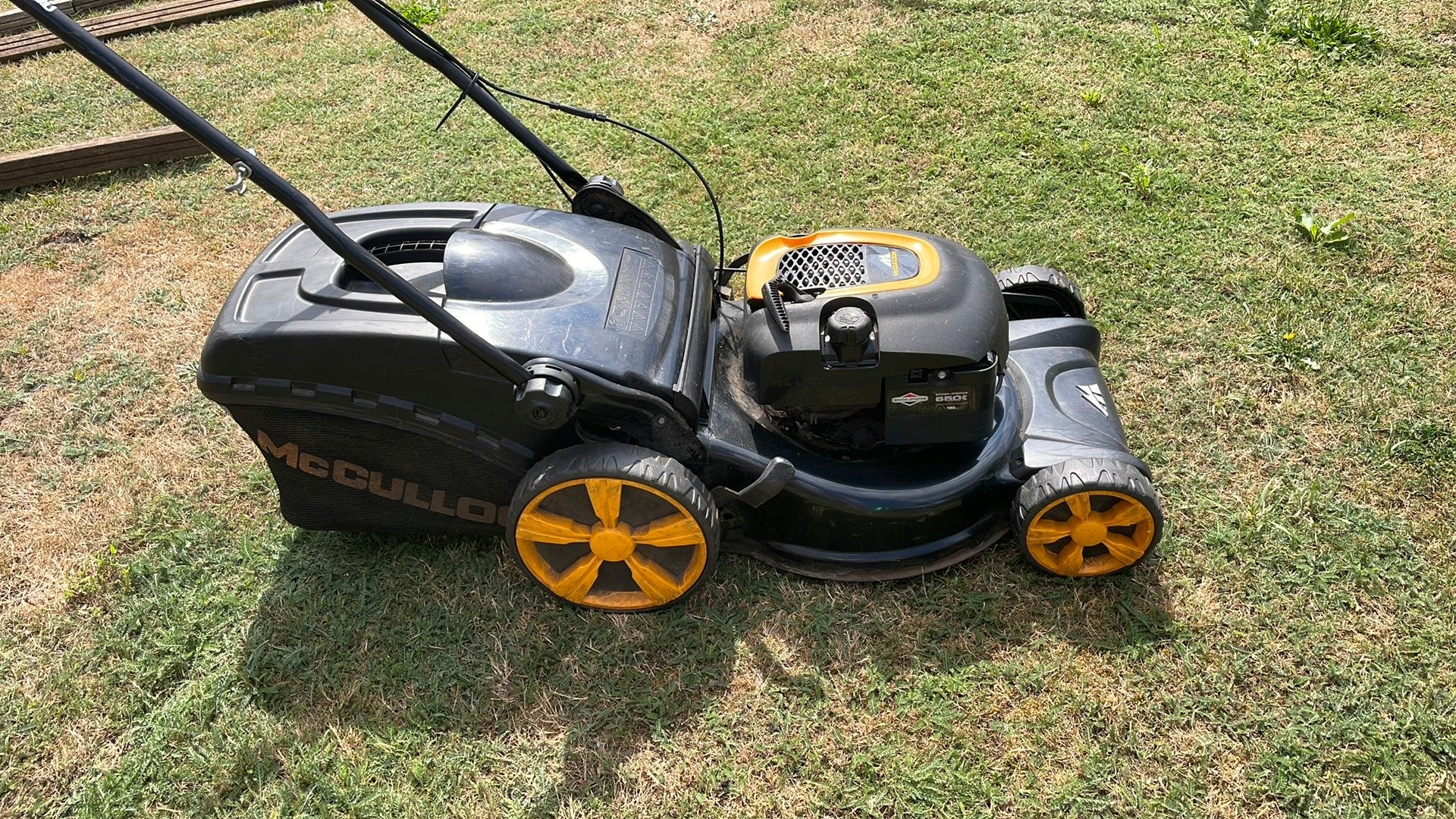 Benzine grasmachine, Tuin en Terras, Ophalen, Zo goed als nieuw