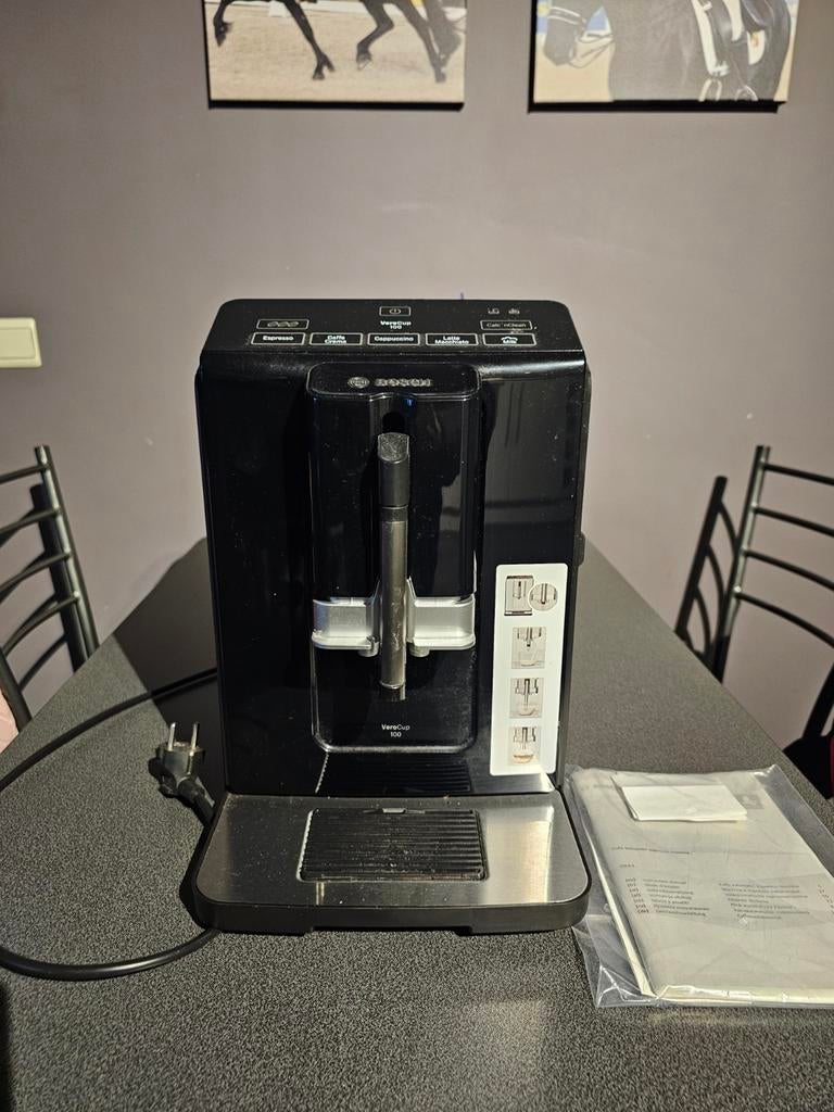 Bosch verocup 100 volautomatisch espresso, latte, cappuccino, Elektronische apparatuur, Koffiezetapparaten, Koffiebonen, Koffiemachine