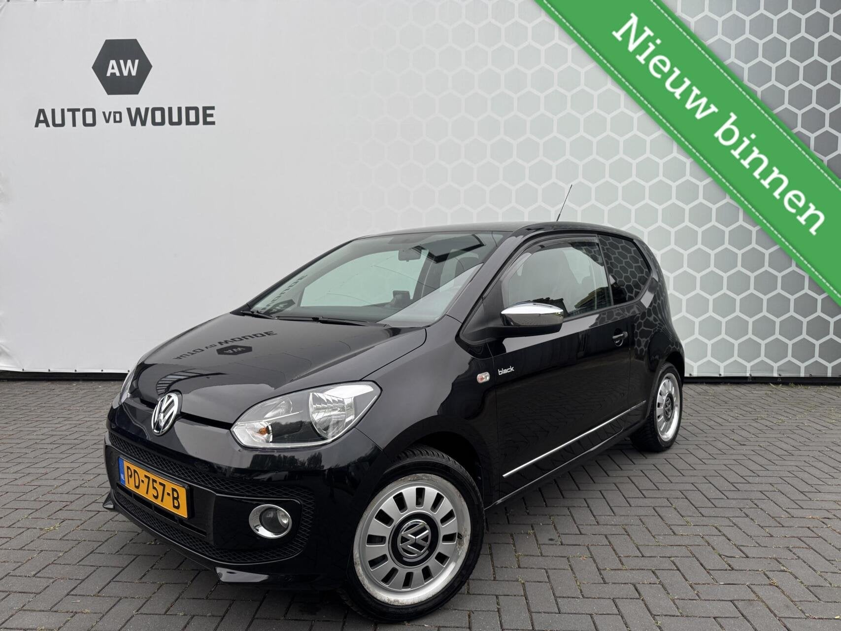 Volkswagen Up! 1.0 high up! BlueMotion Cruise control BLACK!, Voorwielaandrijving, Stof, Zwart, Handgeschakeld