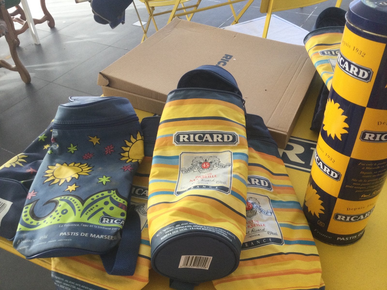 Ricard, Collections, Enlèvement ou Envoi