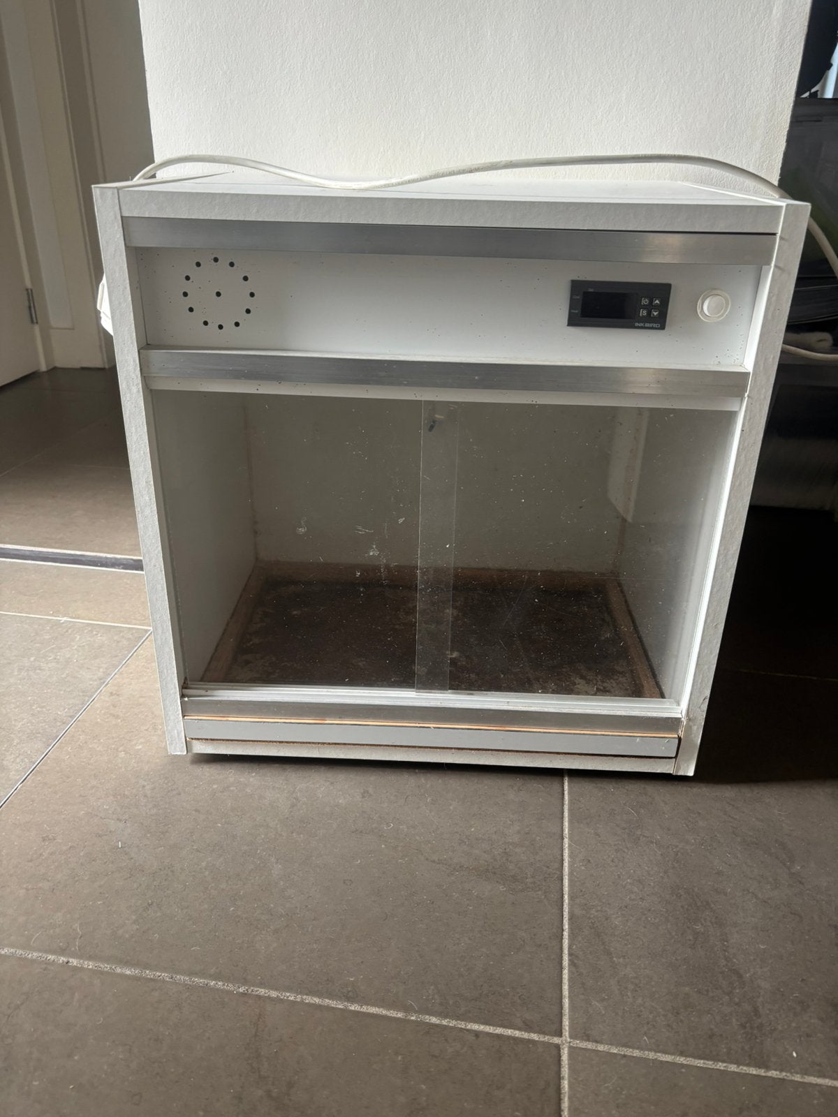 Broedkast Hoogte 51cm breedte 50 cm, Animaux & Accessoires, Reptiles & Amphibiens | Accessoires, Enlèvement, Utilisé, Incubateur ou Couveuse