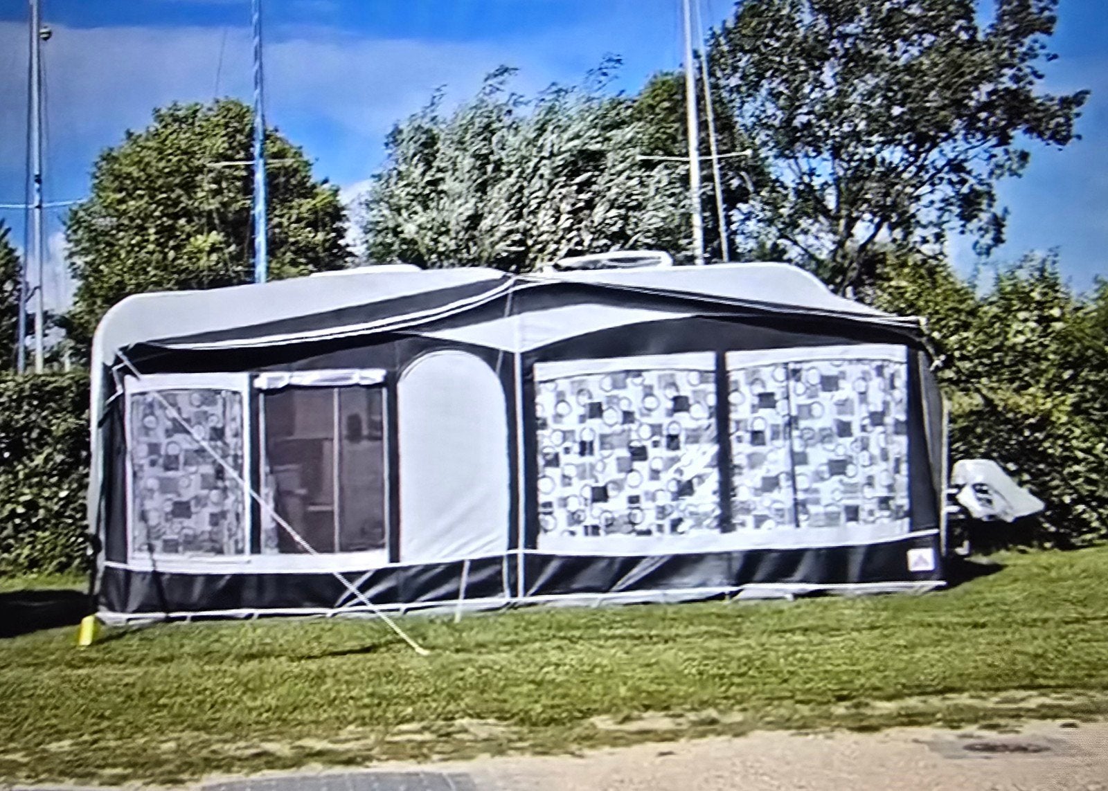 En tant que nouvel auvent Dorema taille 16, Caravanes & Camping, Auvents, Enlèvement, Comme neuf, Dorema