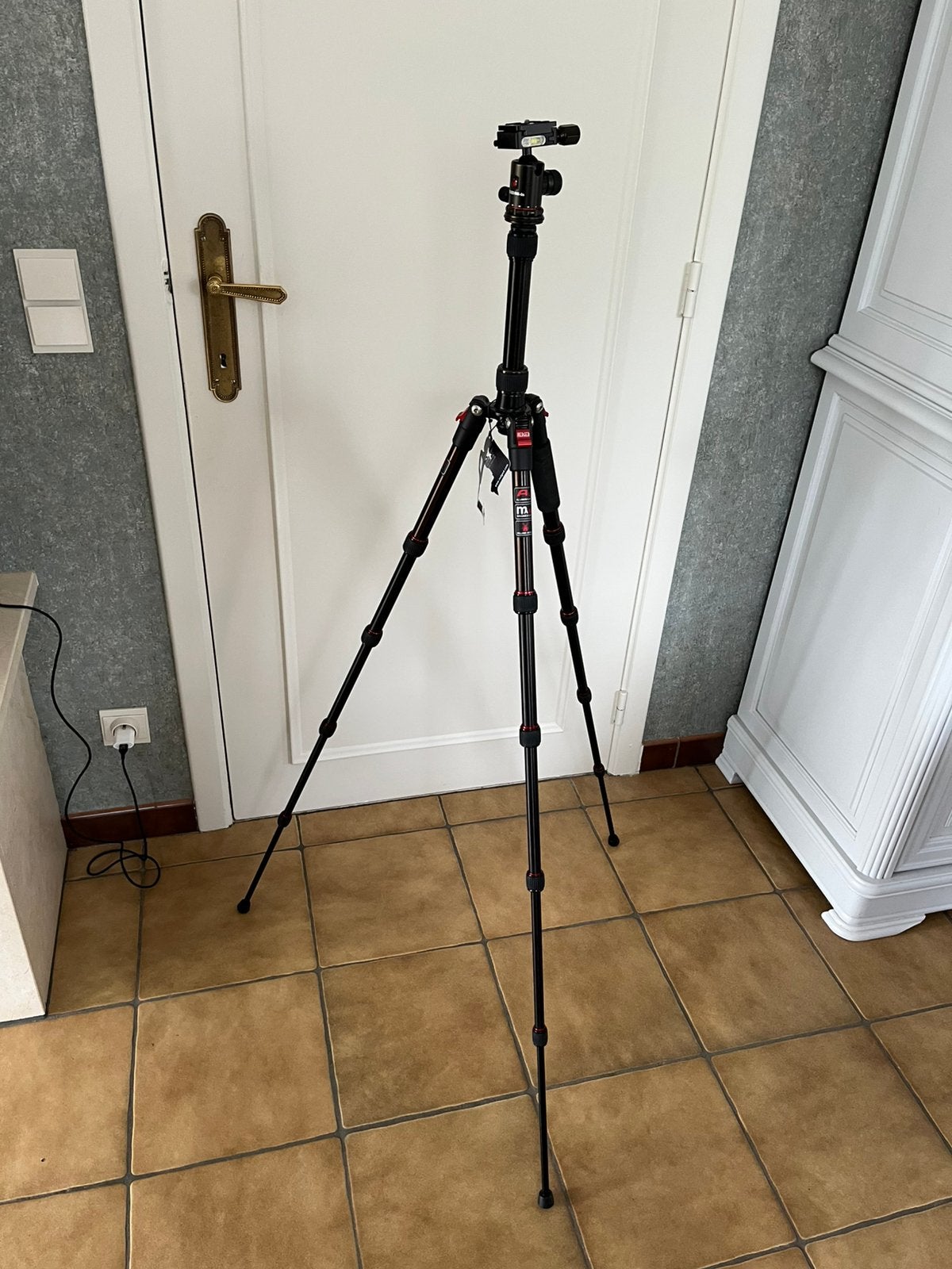 Redigeren TCZ-522K, TV, Hi-fi & Vidéo, Neuf, Plaque de dégagement rapide, Enlèvement, Trépied