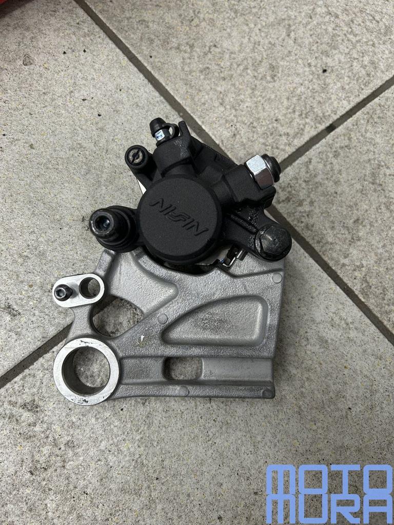 Achterremklauw voor de Yamaha XSR 900 2022 - 2023 schetsplaa, Gebruikt, -, -, Ophalen of Verzenden