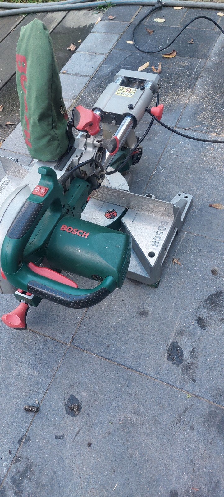 afkort machine bosch PCM 8S, Bricolage & Construction, Enlèvement, Utilisé