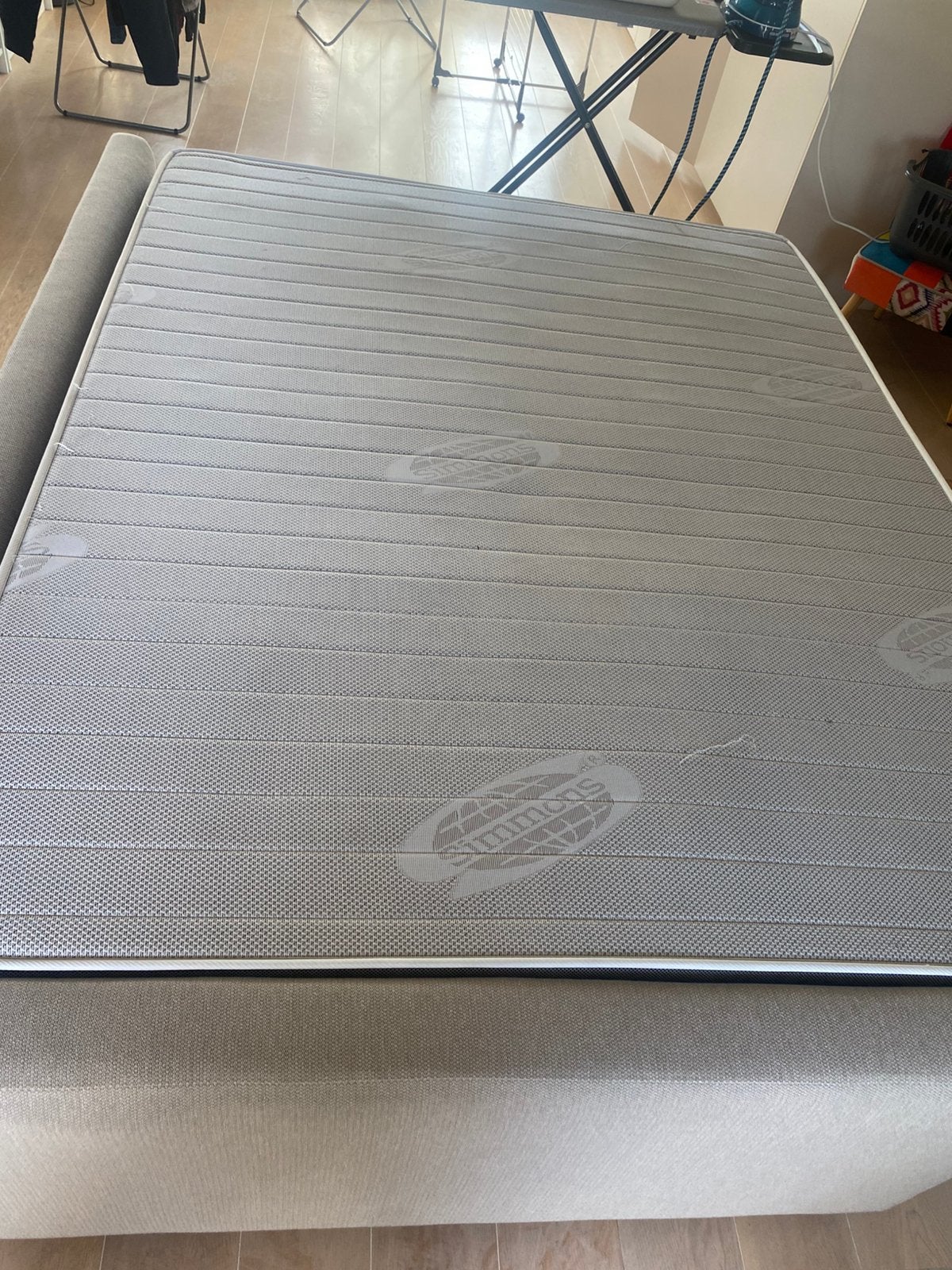 Matelas, Enlèvement, Comme neuf, Matelas