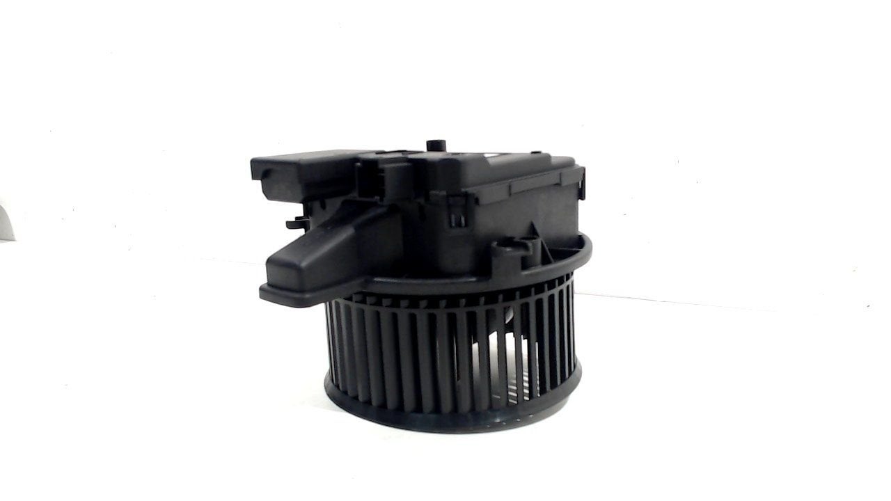 Kachel ventilator motor Audi A4, Autos : Pièces & Accessoires, Onderdelen@venauto.nl, Van der Ven Autorecycling B.V., Ettenseweg 76, 4706 PB Roosendaal, The Netherlands