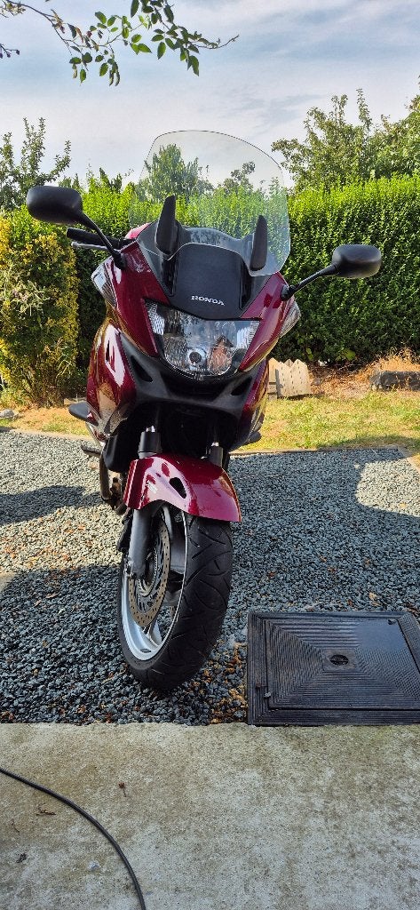 Honda Deauville NT07, Enlèvement, 2 cylindres, Plus de 35 kW
