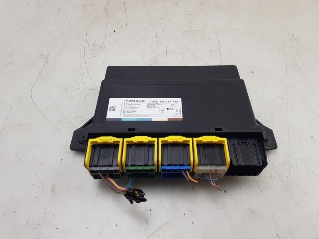 DIVERS Ford Kuga II (DM2) (01-2012/06-2019), Utilisé, Ford