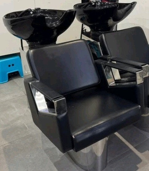 1 Bac à shampoing + 2 sièges coiffant, Diensten en Vakmensen
