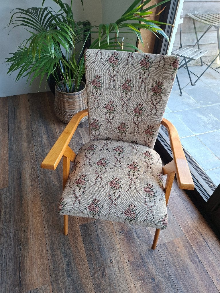 Vintage fauteuil in goede staat., Ophalen, Hout, Gebruikt, Vintage stijl jaren 60.