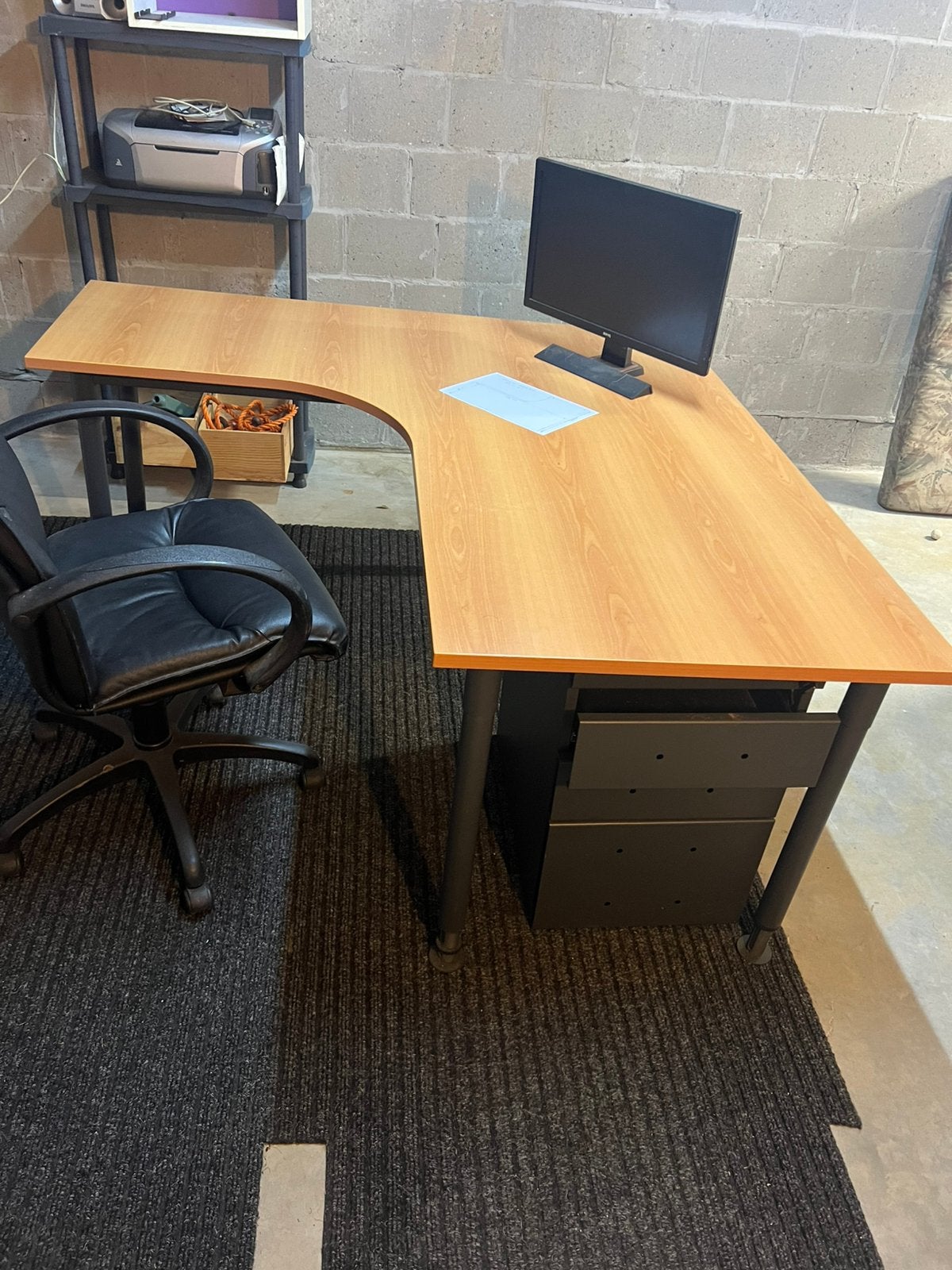 Bureaux design avec sièges + 2 armoires basses, Enlèvement, Comme neuf