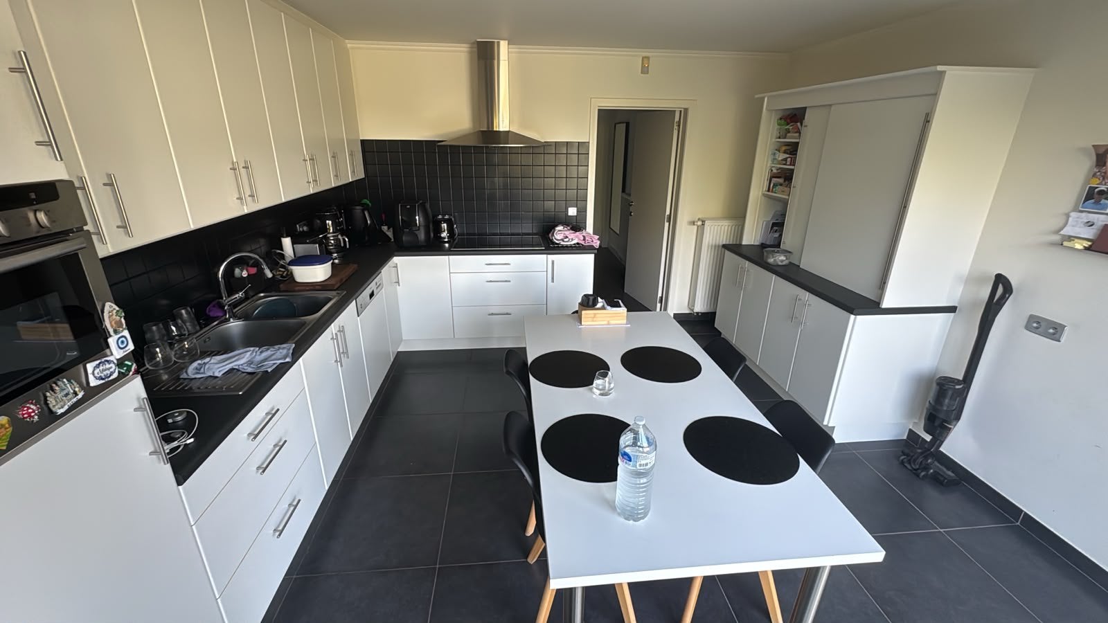 Wit - zwart keuken, Enlèvement, Utilisé, Blanc, Synthétique