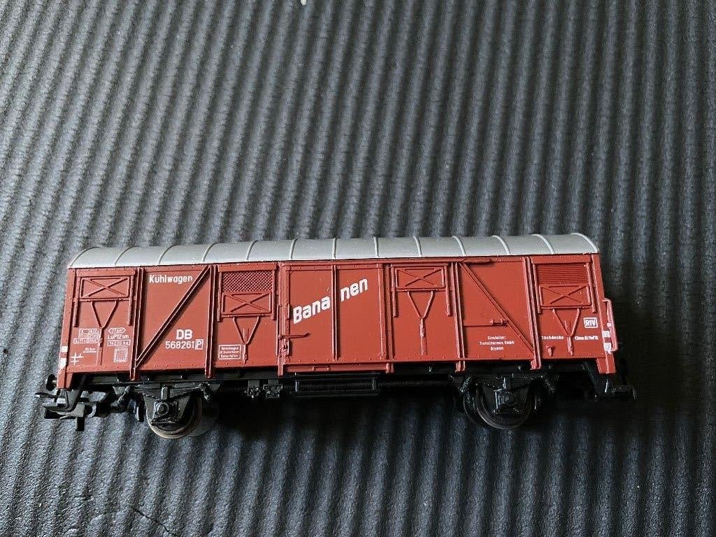 Marklin wagon bananen koelwagen DB 4637, Enlèvement ou Envoi, Utilisé, Wagon, Märklin
