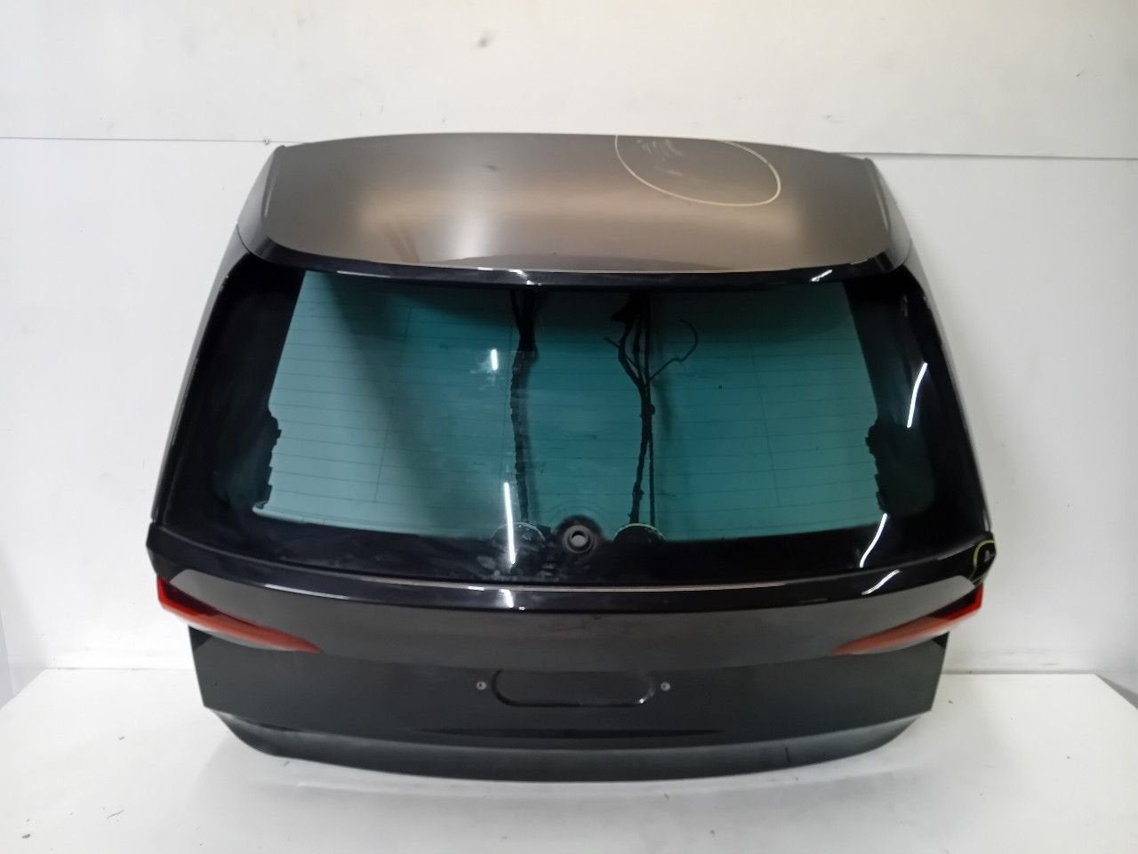 Achterklep Skoda Octavia, Onderdelen@venauto.nl, Van der Ven Autorecycling B.V., Gebruikt, Ettenseweg 76, 4706 PB Roosendaal, The Netherlands
