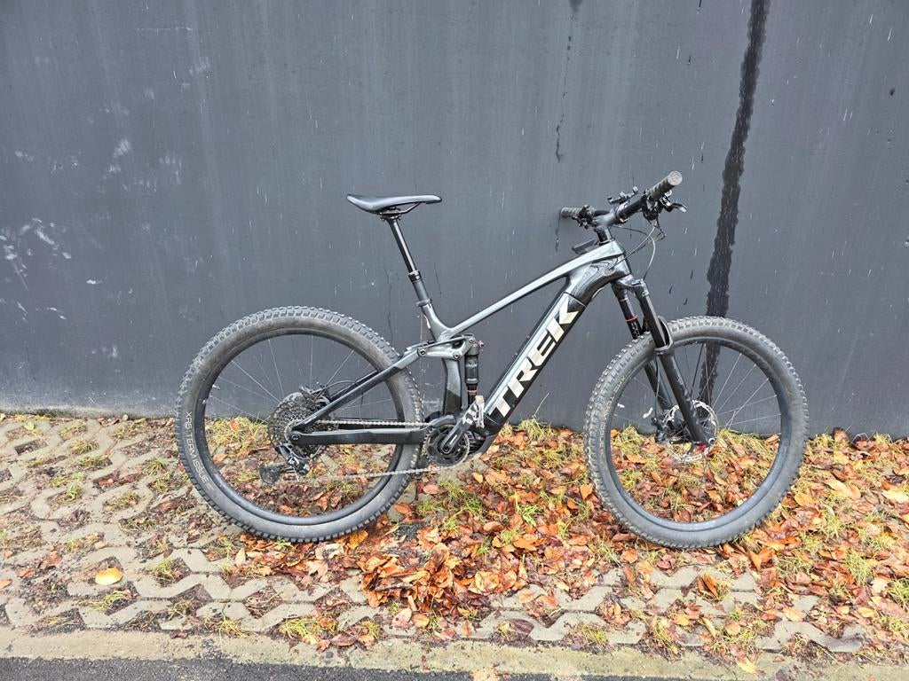 Trek 9300 full suspension electrique, Vélos & Vélomoteurs, Enlèvement
