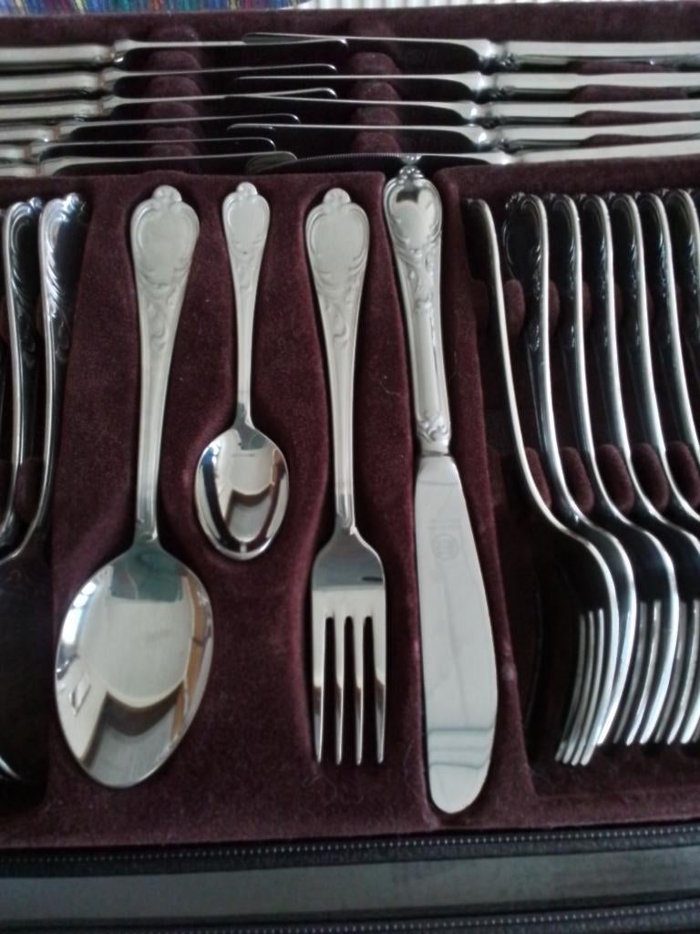 Bestekkoffer, Huis en Inrichting, Ophalen, Zo goed als nieuw, Bestekset, Inox of Chroom