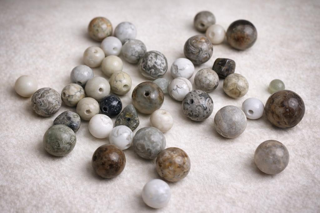 lot kralen grijze edelsteen mix 5-11mm +- 42, Verzenden, Nieuw, Kraal