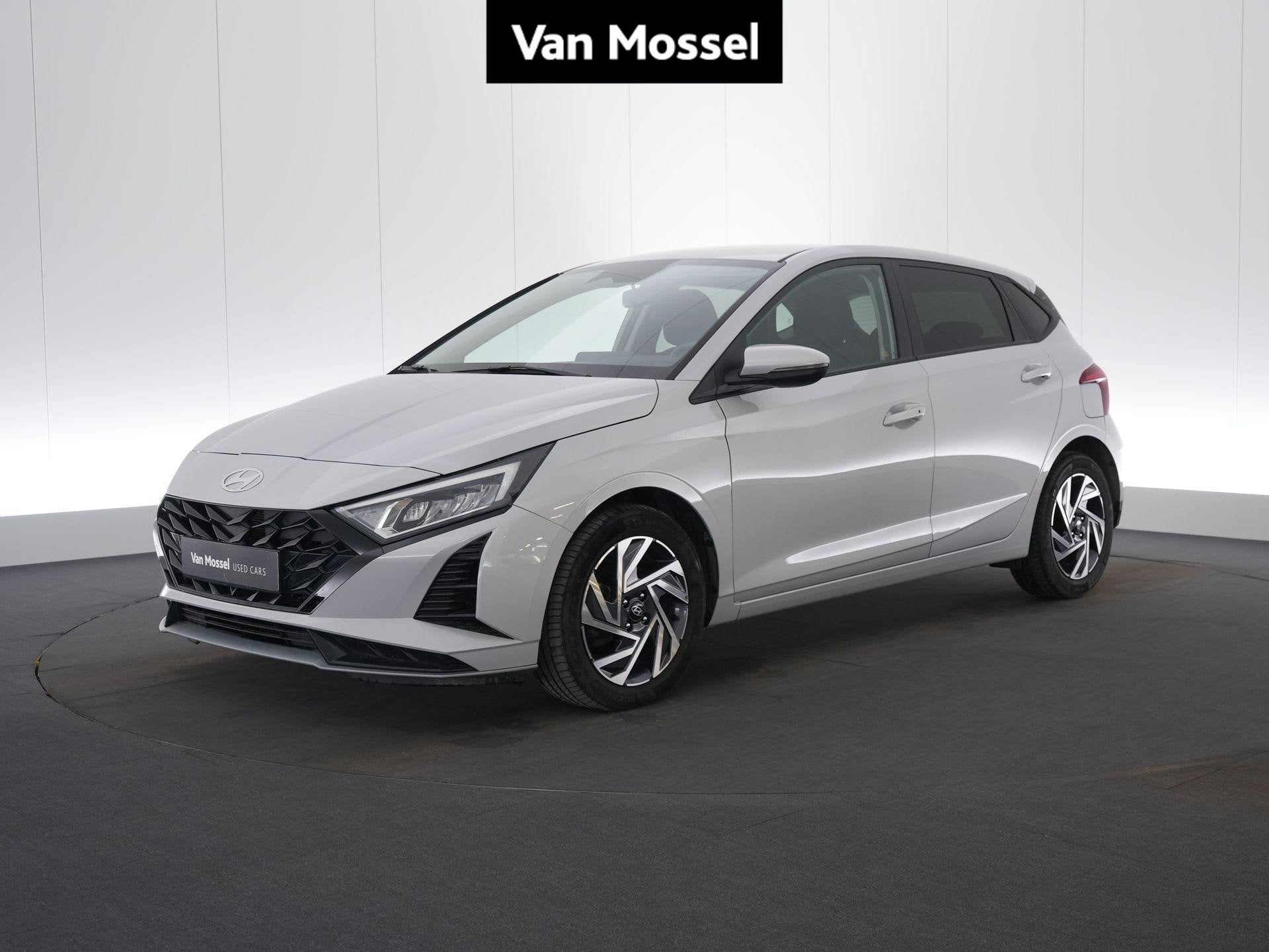 Hyundai i20 1.0 T-GDi 48V 7-DCT 74kW Techno, Auto's, Gebruikt, Zwart, 1110 kg, Bedrijf