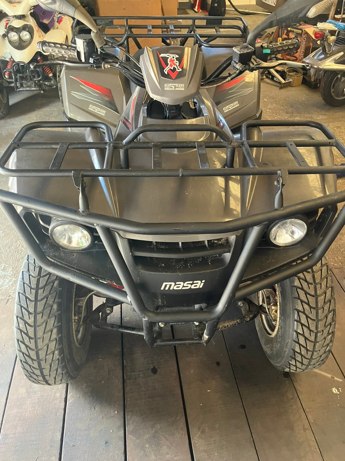 Quad masai 300cc automaat zonder papieren, Motos