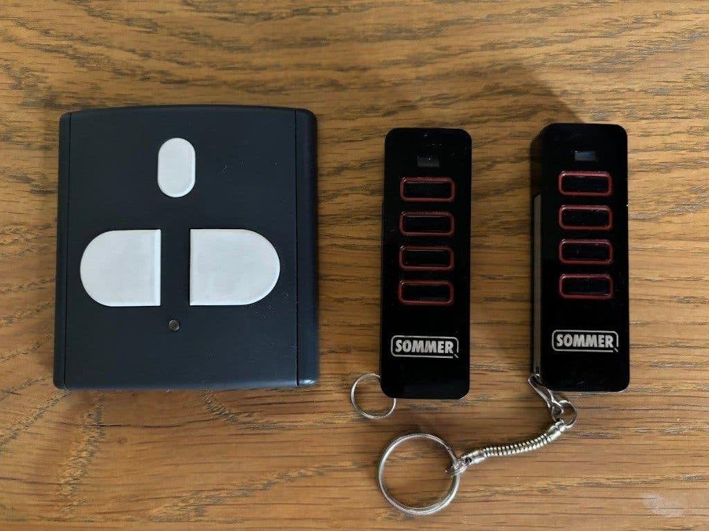 afstandsbedieningen Sommer, Immo, Garages & Places de parking