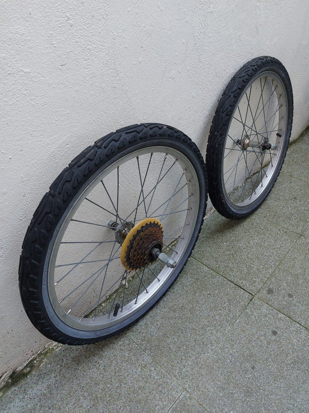 Roues de vélo, Enlèvement