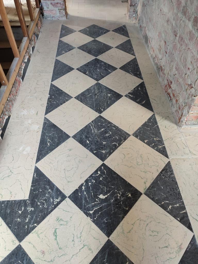 Oude vloertegels, Ophalen