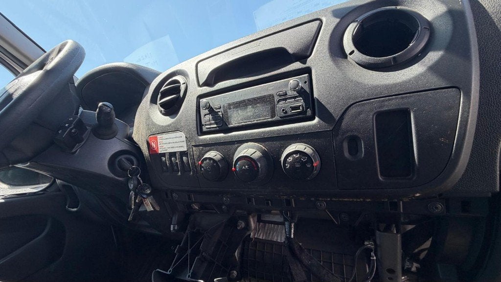 Renault Master ( Stock ID 71872) START NIET — 8