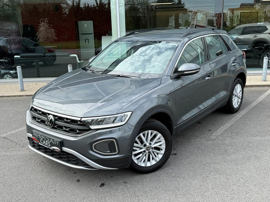Volkswagen T-Roc CARPLAY / CAMERA / ZETELVERWARMING / NAVIGA, Auto's, Volkswagen, Automaat, Stof, 4 cilinders, Bedrijf