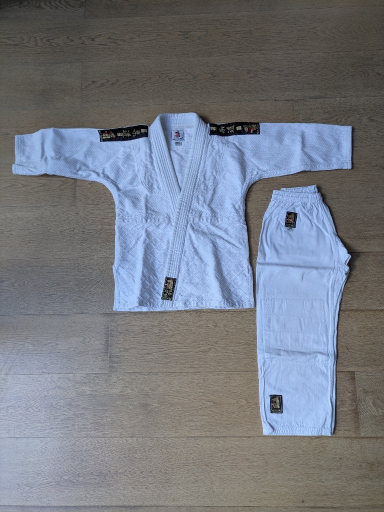 Judopak Matsuru maat 150, Sport en Fitness, Vechtsporten en Zelfverdediging, Maat XS of kleiner, Judo, Ophalen of Verzenden, Zo goed als nieuw